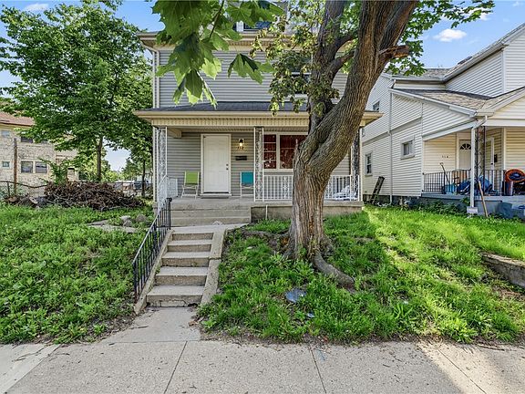2nd image of 558 Brightwood Ave