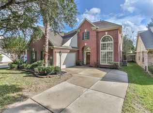 9515 Shadow Gate Ln, Houston, TX 77040