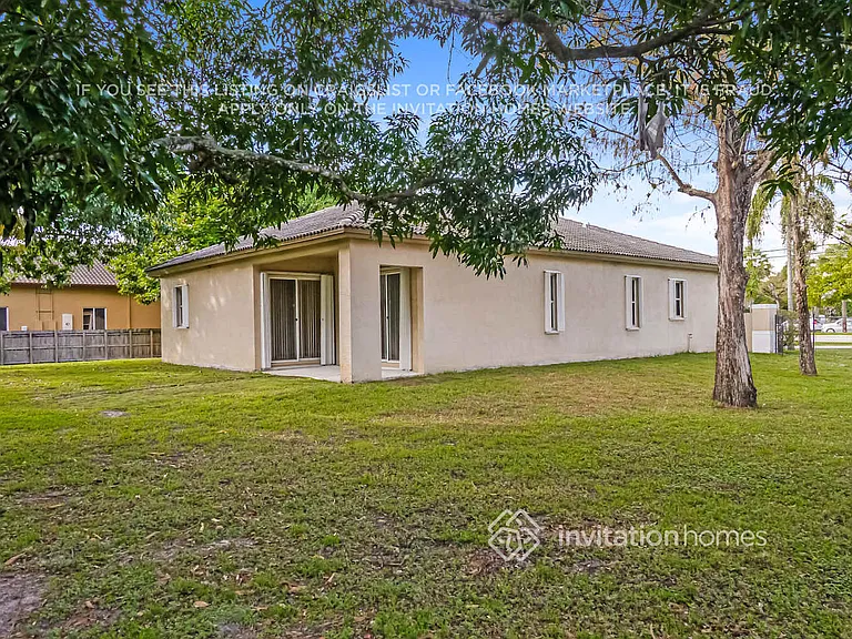 4500 W Broward Blvd — Photo 16