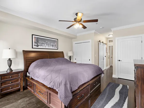 328 Garden Street image 13 of 18