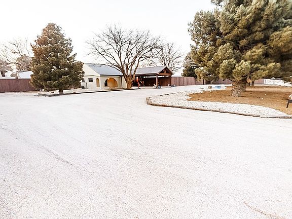 3rd image of 2435 Highway 137