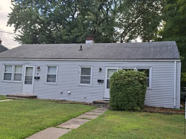 97 Elmhurst St, West Hartford, CT 06110