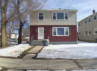 5958 N 69th St, Milwaukee, WI 53218