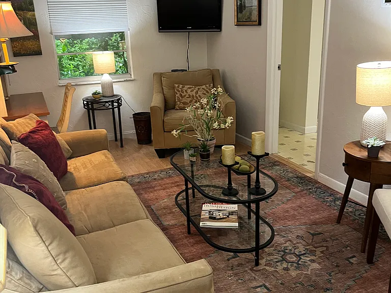 2216 Hibiscus St — Photo 17