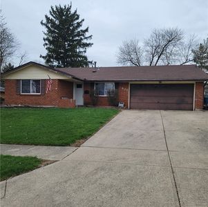 7431 Troy Manor Rd, Dayton, OH 45424