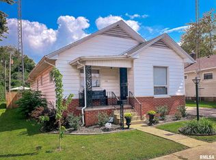 116 S 12th St, Herrin, IL 62948
