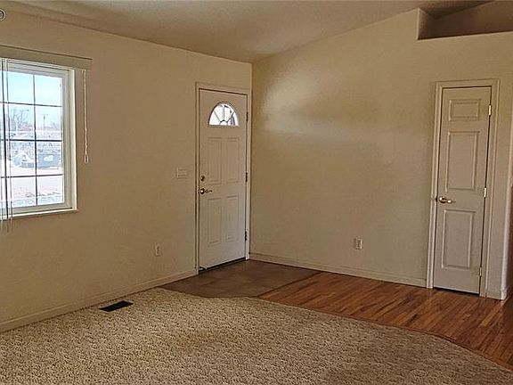 2nd image of 1021 Logan St
