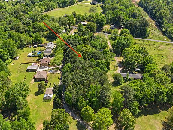 3rd image of 1021 Justice Dr