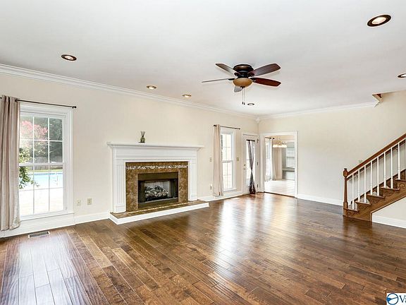 5th image of 119 Wood Creek Dr