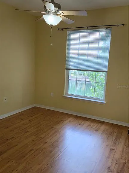 10211 Courtney Palms Blvd #304 — Photo 13