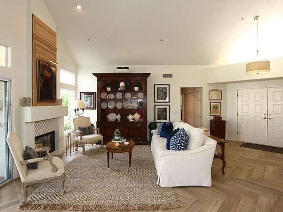 5th image of 10686 E Bella Vista Dr
