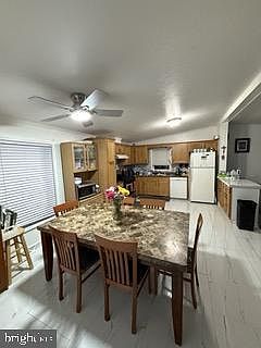 3rd image of 181 Cookstown New Egypt Rd #B37