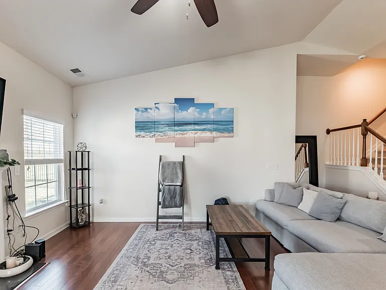 5826 Castlecove Rd — Photo 12