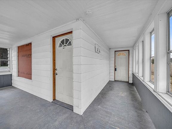 5th image of 24 Baxter St
