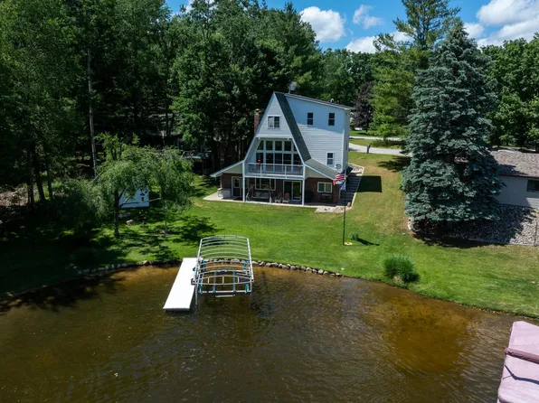 1032 Crown Point Dr Lot 142, Weidman, MI 48893