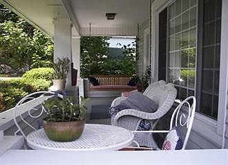 2nd image of 24 Beverly Pl