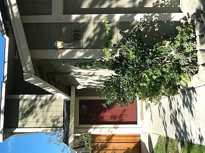 3rd image of 191 Moore Dr