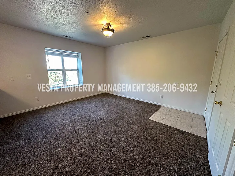 2364 Jefferson Ave #3 — Photo 6