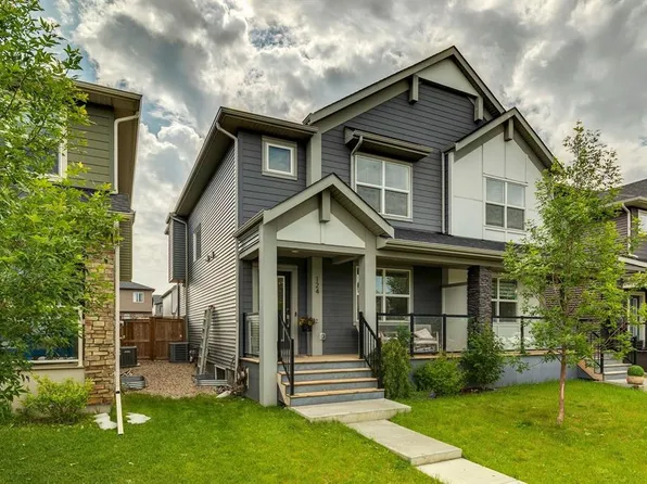 124 W Wolf Willow Blvd SE, Calgary, AB T2X 0M7