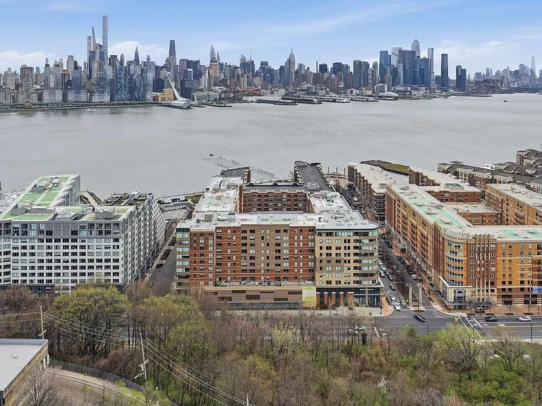 6040 Boulevard East #23F — Photo 18