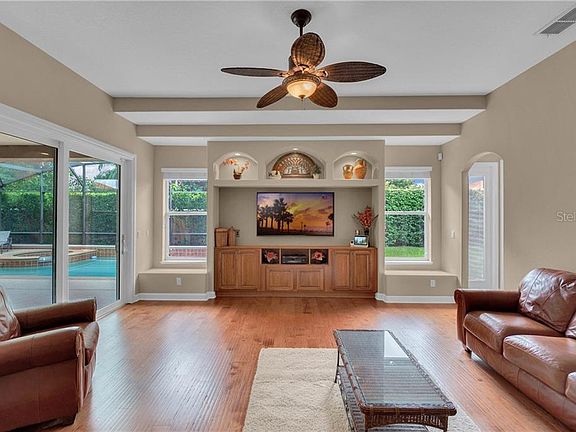 5th image of 7549 Saint Stephens Ct