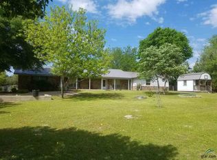 1561 Johnson Dr, Rusk, TX 75785