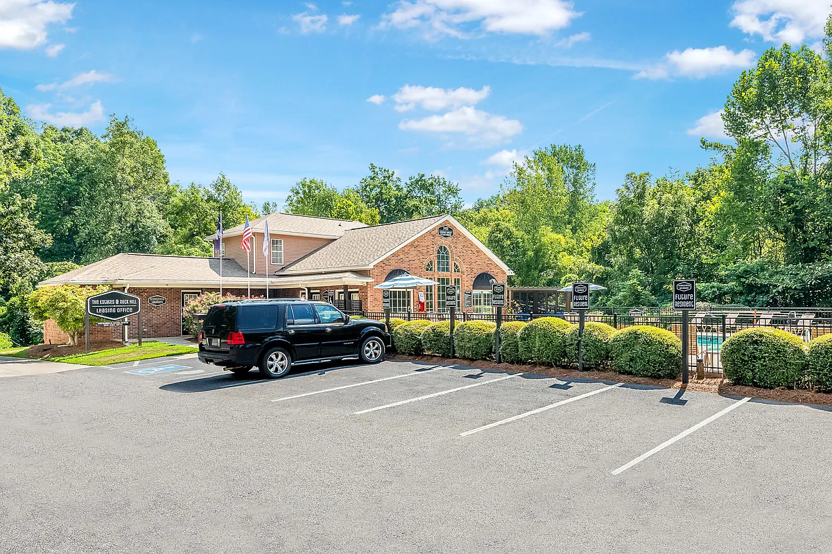 Building Photo - Estates at Rock Hill