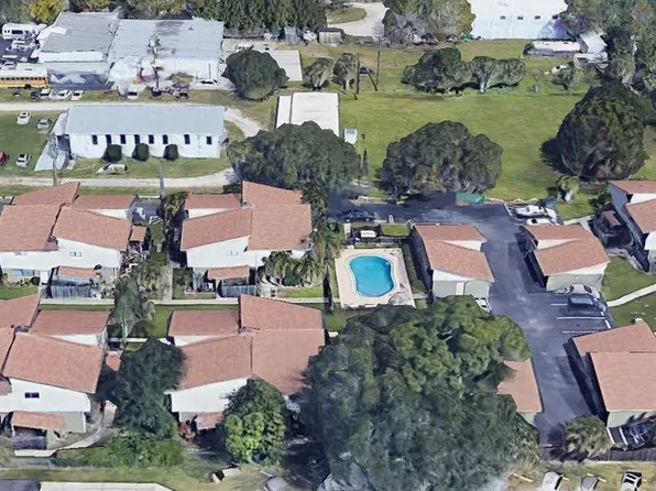 516 S Plumosa St APT 20-F, Merritt Island, FL 32952