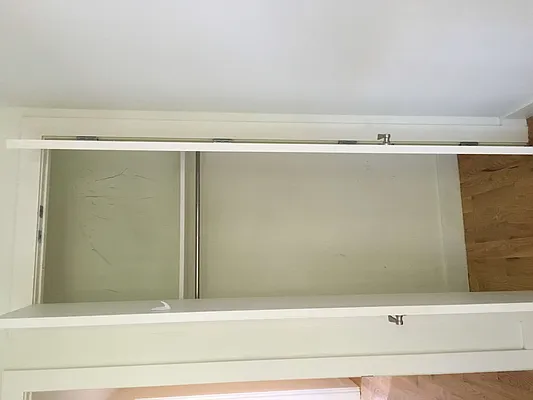 Rented by Brooklyn Group | media 73