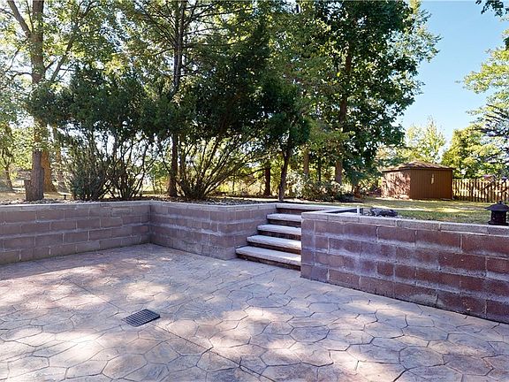 4th image of 18174 Fawn Cir