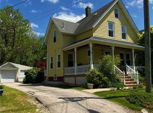 20 Watrous Ave, Norwich, CT 06360
