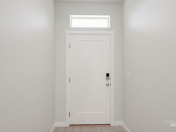 3rd image of 2288 W Penstemon St