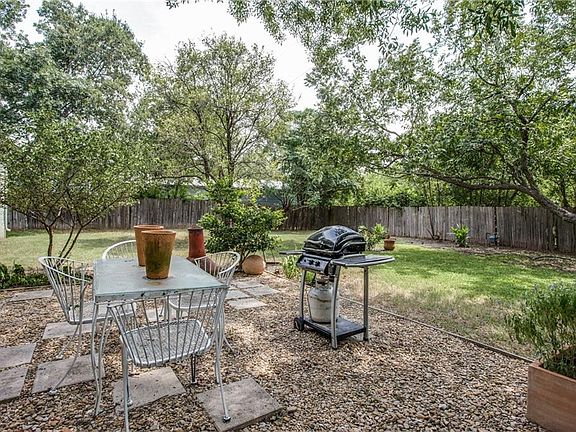 4th image of 3912 Cortez Dr
