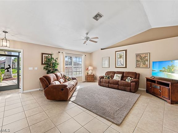 3rd image of 1004 NW 37th Ave