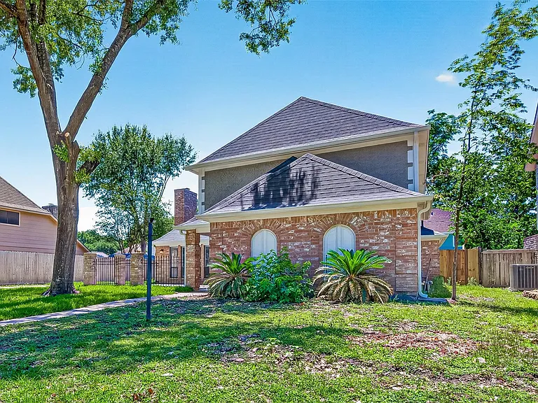 2730 Blue Glen Ln — Photo 2