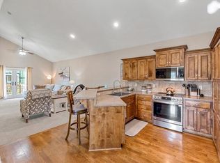 11252 S McCoy St, Olathe, KS 66061