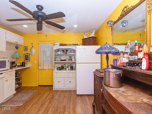 5th image of 2511 Commander Rd