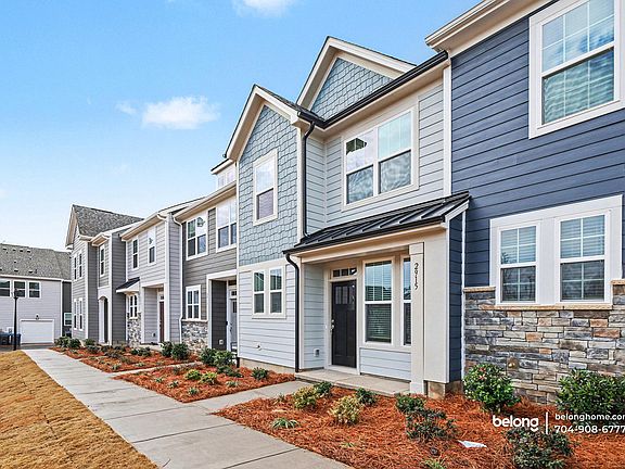 2nd image of 2915 Herringbone Dr