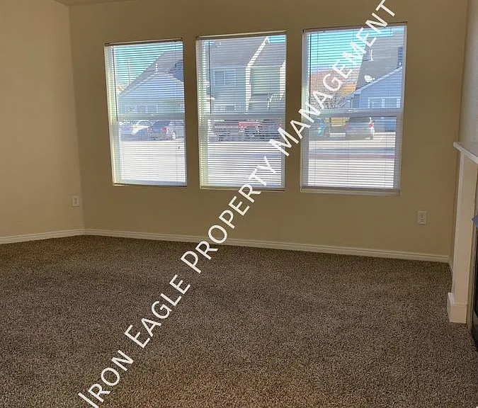 6035 W Port Ln #104 — Photo 4