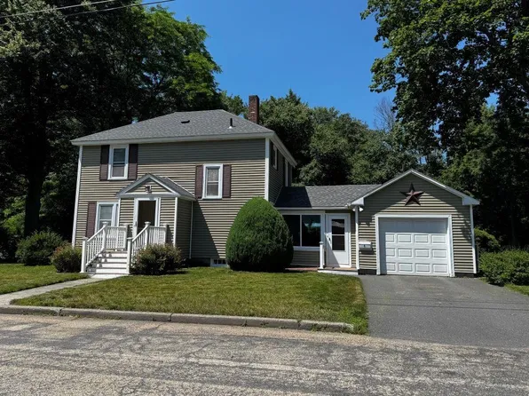 4 Wayne Avenue, Claremont, NH 03743