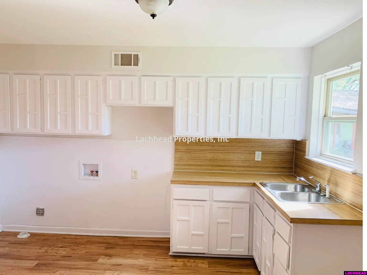 3 bed, 1.0 bath, 1060 sqft, $1,595 — Photo 3