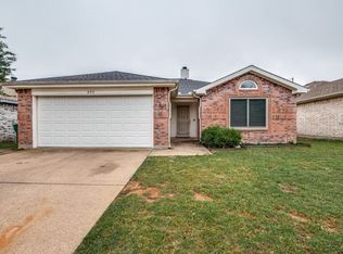 805 Ragland Dr, Cedar Hill, TX 75104