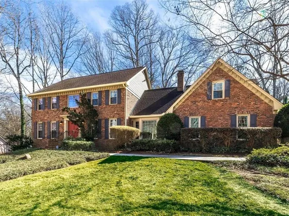 6088 Millstone Run, Stone Mountain, GA 30087