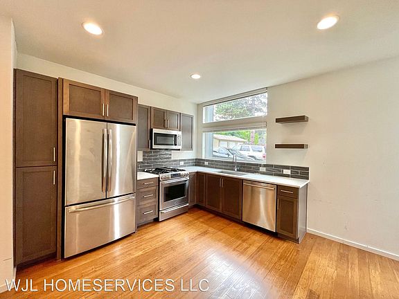 5th image of 2601-E 22nd Ave W