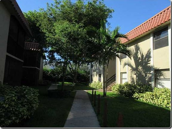 3rd image of 9700 Hammocks Blvd APT 204