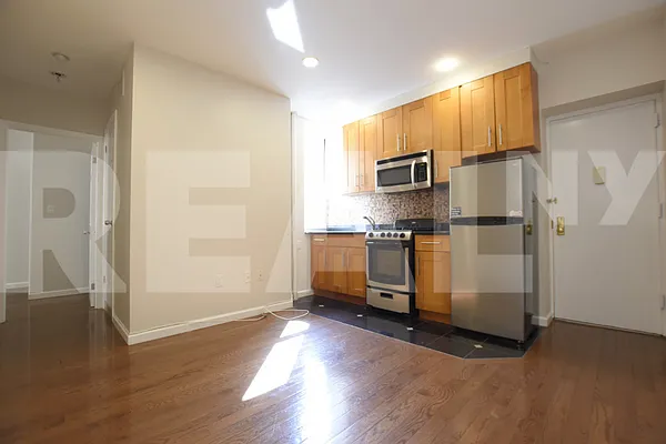 Rented by REAL New York | media 2