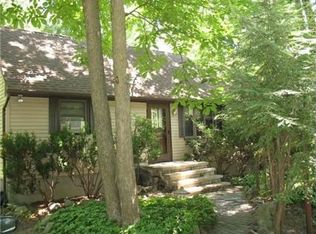 510 Tahama Rd, Highland Lakes, NJ 07422