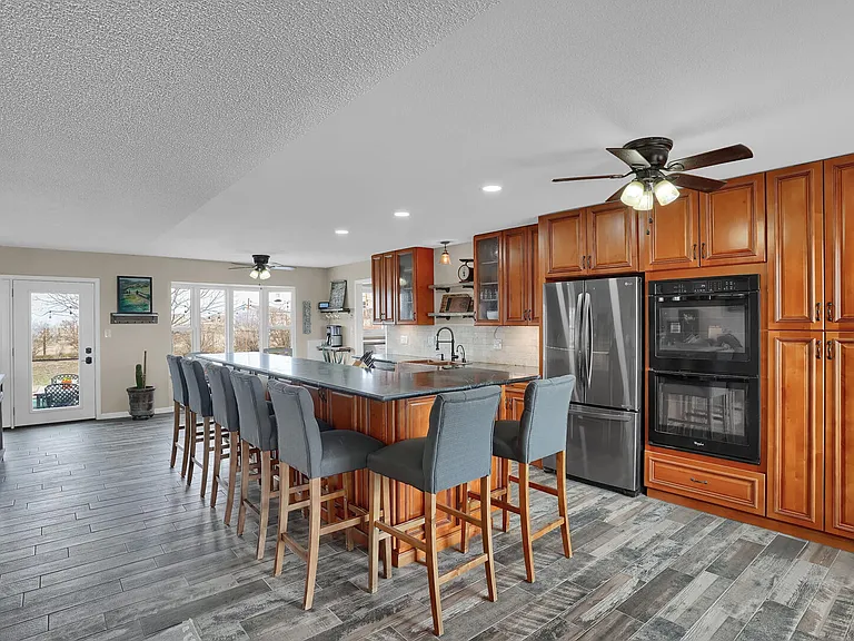 5825 Eggar Ct — Photo 7