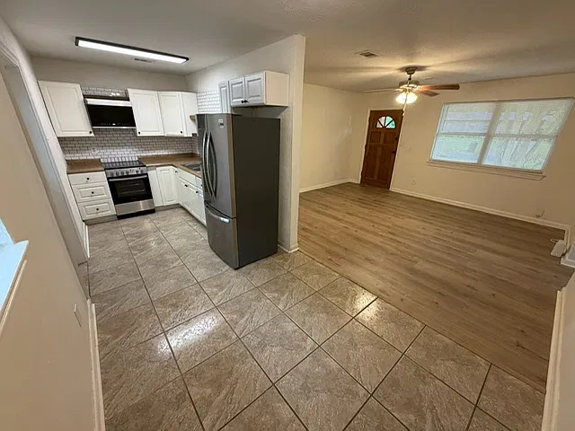 Ruby Ave. — Photo 3