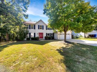 152 Hollow Creek Dr, Saint Peters, MO 63376